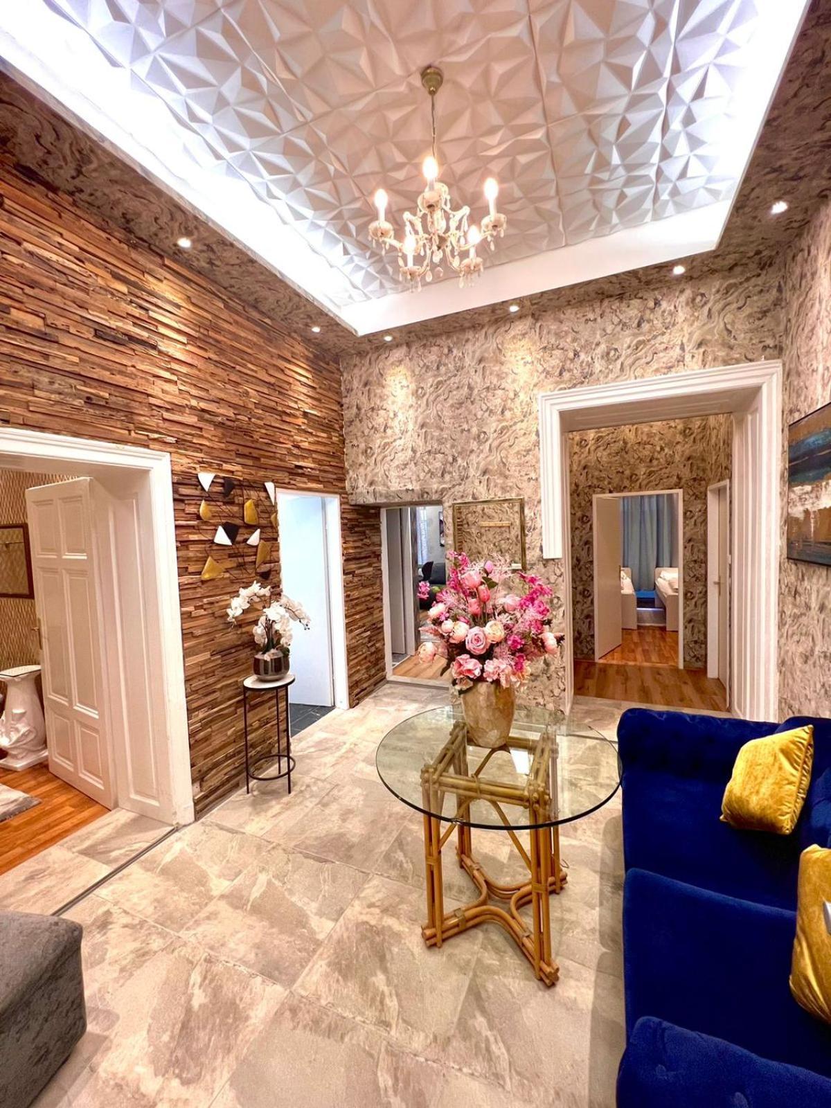 Urban Serviced Apartments Вена Номер фото